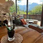 Mountains & Boutique